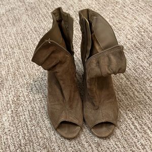 Tan Suede open-toe booties. Size 7.5. Like-new condition.